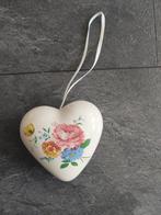 Pomander - geurbol in de vorm van een hart met bloemen, Antiek en Kunst, Curiosa en Brocante, Ophalen of Verzenden