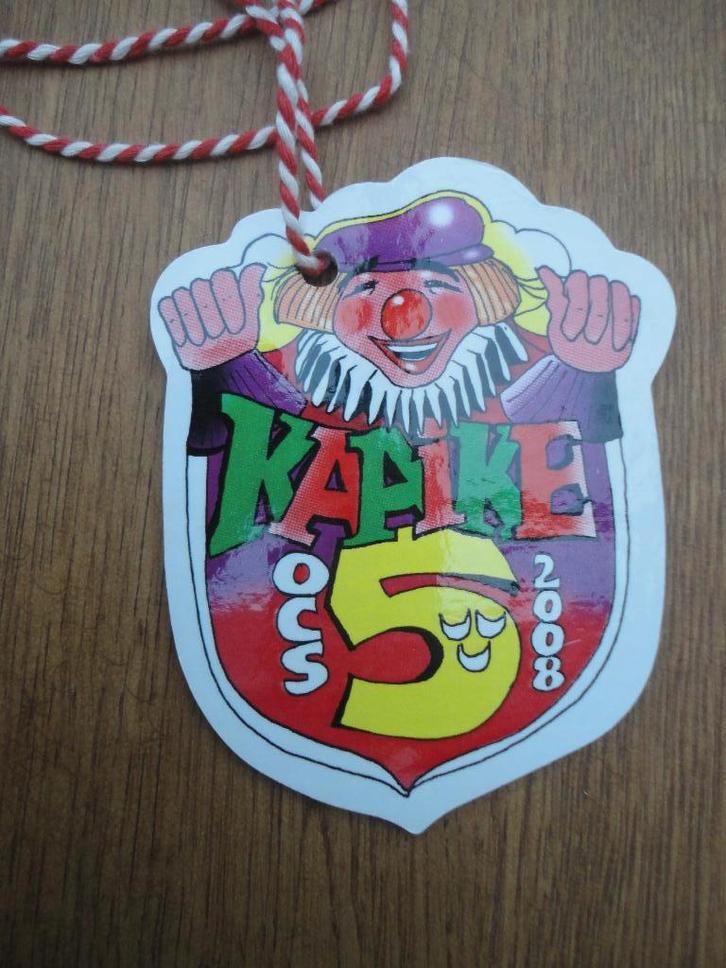 Carnavals insigne kinderoptocht 2008 Kaaike 5 OCS Oosterhout, Kleding | Heren, Carnavalskleding en Feestkleding, Zo goed als nieuw
