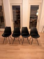 Vier zwarte kuipstoelen, Kunststof, Gebruikt, Zwart, Ophalen of Verzenden