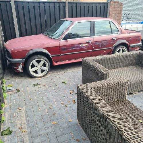 BMW E30 – 1.6 benzine, Auto's, BMW, Particulier, Benzine, Sedan, Geïmporteerd, Rood, Ophalen