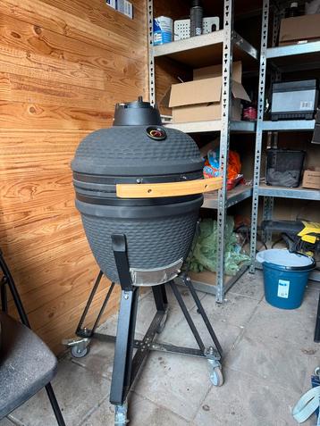 Kamado 18” barbecue beschikbaar voor biedingen
