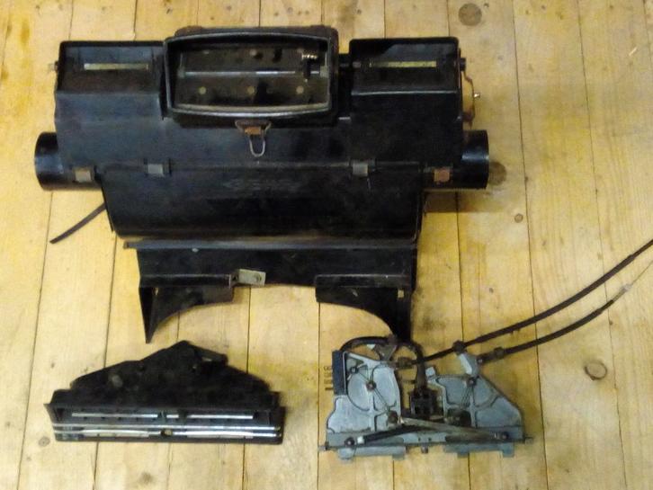 W114 W115 Mercedes Kachel met alle toebehoren, Auto-onderdelen, Airco en Verwarming, Mercedes-Benz, Oldtimer onderdelen, Gebruikt