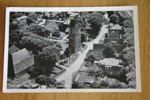 Ameland Nes, luchtfoto met toren, Verzamelen, Ansichtkaarten | Nederland, Gelopen, Waddeneilanden, 1940 tot 1960, Ophalen of Verzenden