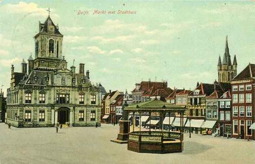 (301-111-029) Delft Markt met Stadthuis, Verzamelen, Ansichtkaarten | Nederland, Zuid-Holland, Verzenden