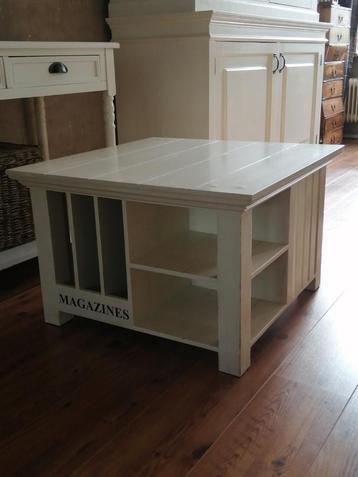 vierkante salontafel Riviera Maison  beschikbaar voor biedingen