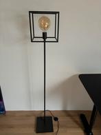 Industriële Vloerlamp Zwart Metaal, Huis en Inrichting, Ophalen, Zo goed als nieuw, Metaal, 150 tot 200 cm