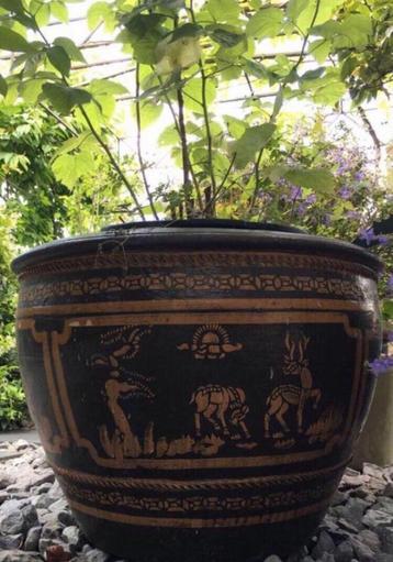Oud Hollandse dikke terracotta bloempot 67cm uniek antiek beschikbaar voor biedingen