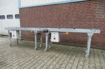 Transportband 38 cm breed lengte 405 cm ( 2x 2meter ). beschikbaar voor biedingen