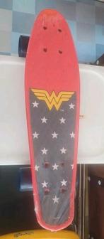 Wonder woman skateboard  nieuw., Ophalen of Verzenden, Zo goed als nieuw