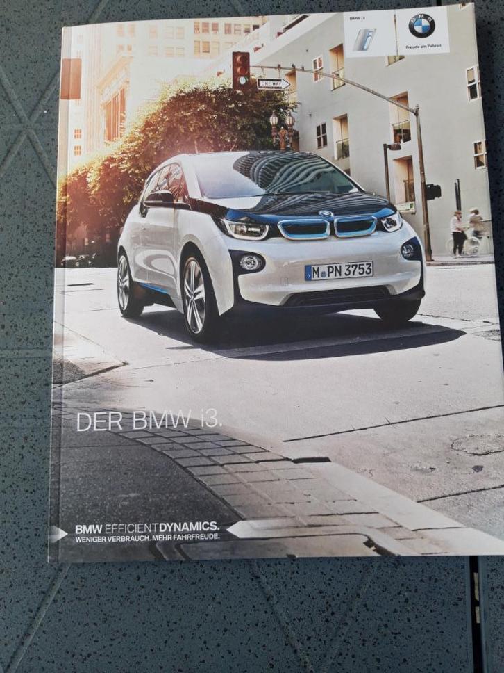 folder BMW i3 2015 - Duits - 54 pagina's dik !, Boeken, Auto's | Folders en Tijdschriften, Zo goed als nieuw, BMW, Ophalen of Verzenden