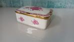 Herend Chinese Bouquet Apponyi Raspberry trinket box #7975, Ophalen of Verzenden