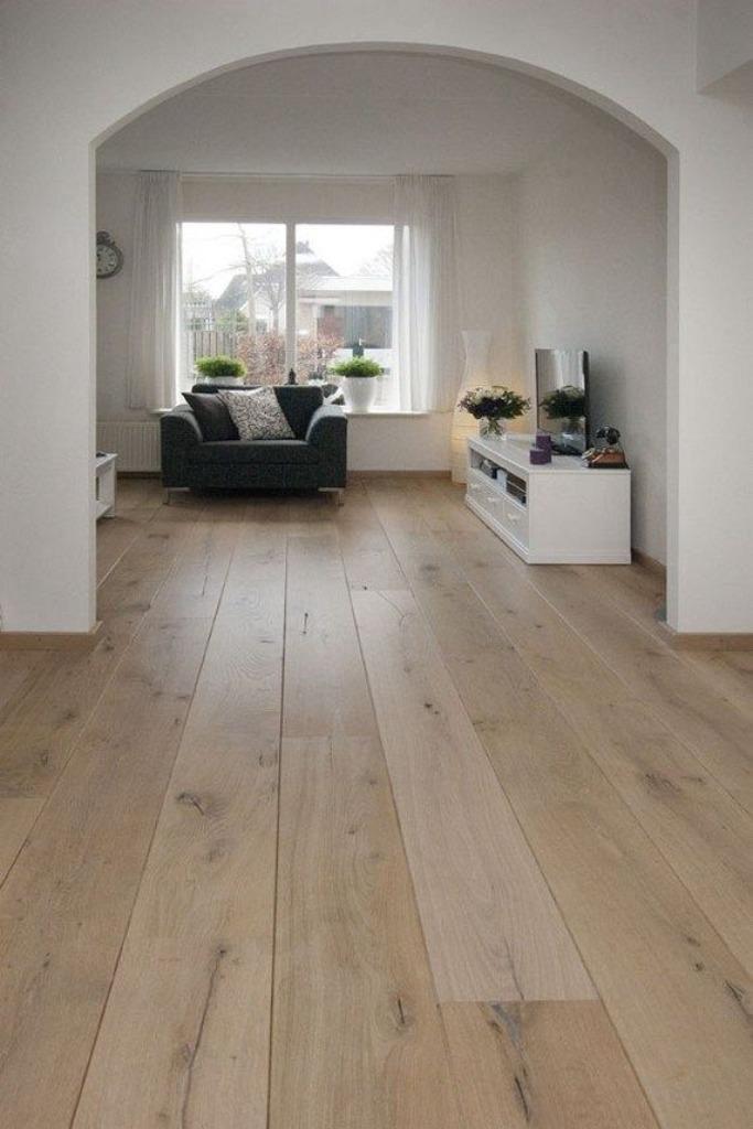 EIKEN VLOER, KANT & KLAAR WIT GEOLIED € 35,00 P/M2, Huis en Inrichting, Stoffering | Vloerbedekking, Nieuw, Parket, Wit, Ophalen of Verzenden
