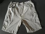 Zeer luchtige korte broek. Beige. XL. Nylon, Ophalen of Verzenden, Zo goed als nieuw, Maat 56/58 (XL), Beige