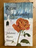 Boek Johannes Mario Simmel - Rozen in december, Boeken, Romans, Gelezen, Ophalen of Verzenden, Nederland