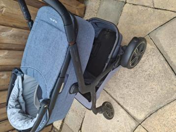 Kinderwagen  beschikbaar voor biedingen