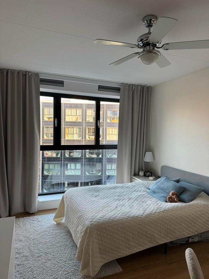 IKEA SLATTUM bed 140x200 + VESTMARKA matras, Huis en Inrichting, Slaapkamer | Bedden, Zo goed als nieuw, Twijfelaar, 140 cm, 200 cm