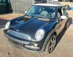 Nette Mini, nieuwe apk, beurt gehad, airco, stoelverwarming, Auto's, Mini, Voorwielaandrijving, 4 cilinders, Leder en Stof, Zwart