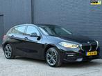 BMW 1-serie 118i Executive Edition | M SPORT | CARPLAY | LEE, 65 €/maand, Gebruikt, Zwart, Bedrijf