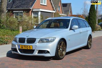 BMW 3-serie Touring 335xi M-pakket/Org NL/NAP/panoramadak/de beschikbaar voor biedingen