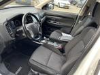Mitsubishi Outlander 2.4 PHEV Pure LMV / Nav / Clima / Cruis, Automaat, Euro 6, 4 cilinders, 1865 kg