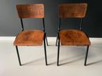 2 stoelen zwart metaal met hout, Twee, Zo goed als nieuw, Hout, Zwart