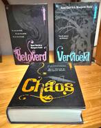 K.Garcia& Margaret Stohl Betoverd Vervloekt Chaos, Ophalen of Verzenden, Zo goed als nieuw