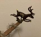 Uniek nostalgie springend  hert op klip, Antiek en Kunst, Ophalen of Verzenden