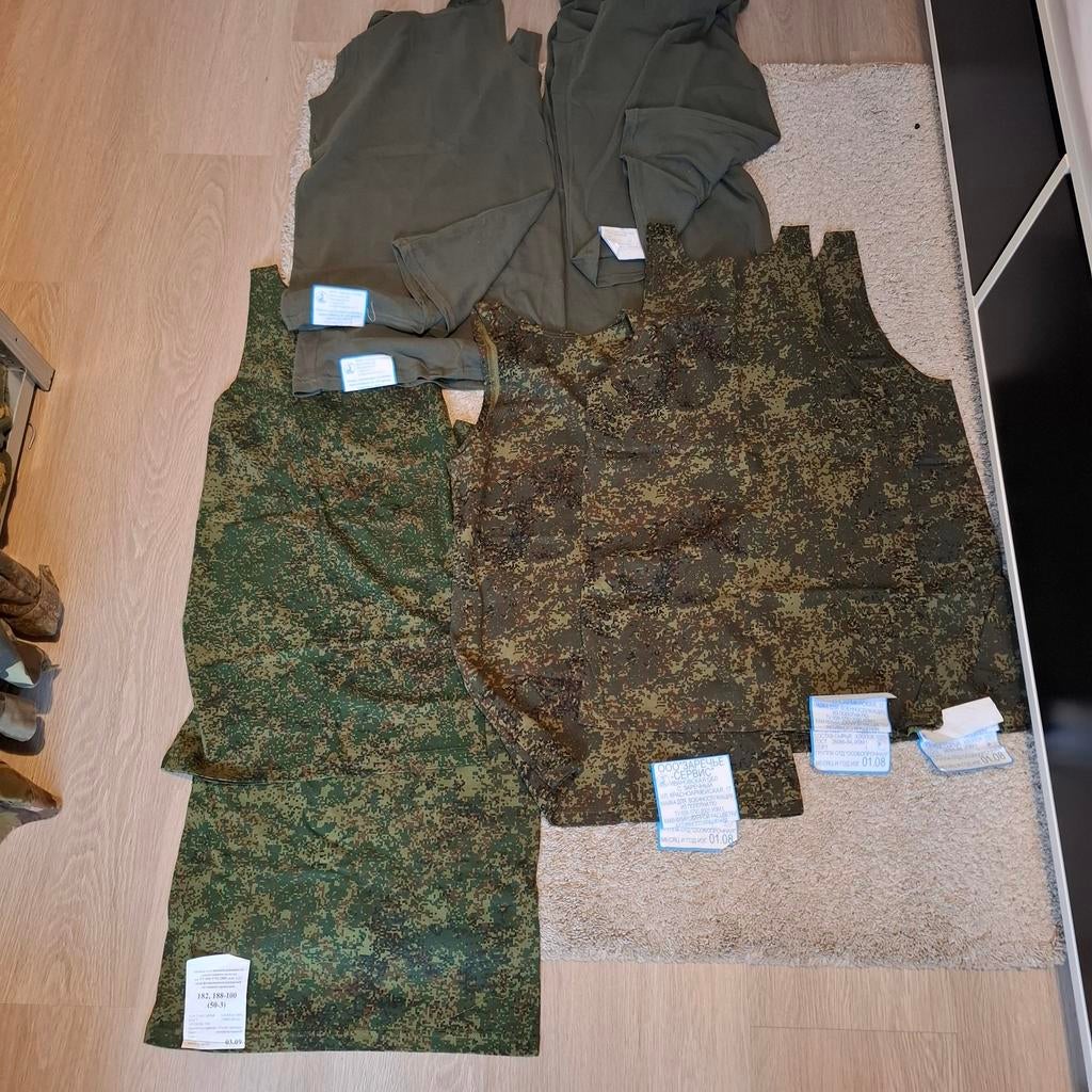 Russisch leger T-top, Russisch, Nieuw, Overige maten, Ophalen of Verzenden