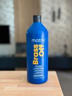 Matrix Brass Off blauwshampoo +/- 750ml, Sieraden, Tassen en Uiterlijk, Uiterlijk | Haarverzorging, Ophalen, Zo goed als nieuw