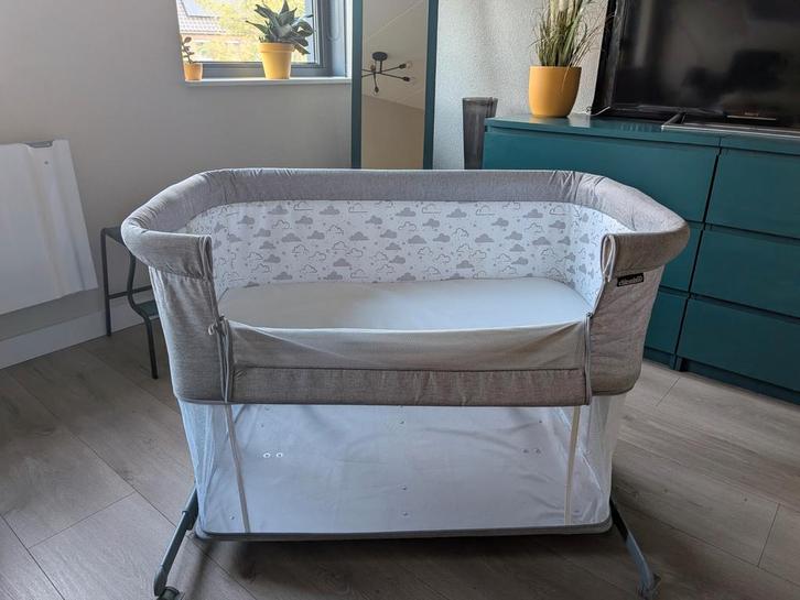 Co-sleeper Chipolino Mommy n Me + box functie, Kinderen en Baby's, Babywiegjes en Ledikanten, Ophalen