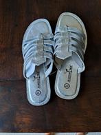 DAMES SLIPPERS NIEUW MAAT 37 KLEUR ZILVER LEER, Ophalen of Verzenden, Nieuw, Overige kleuren
