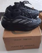 Nieuw adidas yeezy 700 V3, Zwart, Nieuw, Ophalen of Verzenden, Sneakers of Gympen