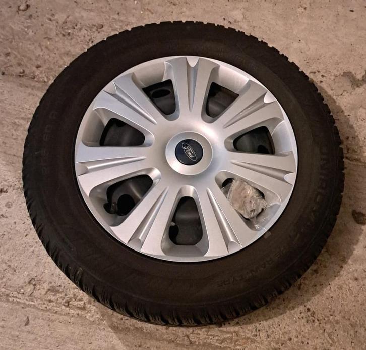 Set winterbanden Uniroyal 205/60/R16, Auto-onderdelen, Banden en Velgen, Band(en), Winterbanden, 16 inch, 205 mm, Personenwagen