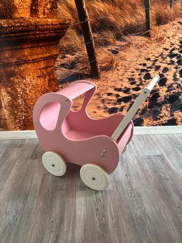 Roze Houten Poppenwagen van Playwood beschikbaar voor biedingen