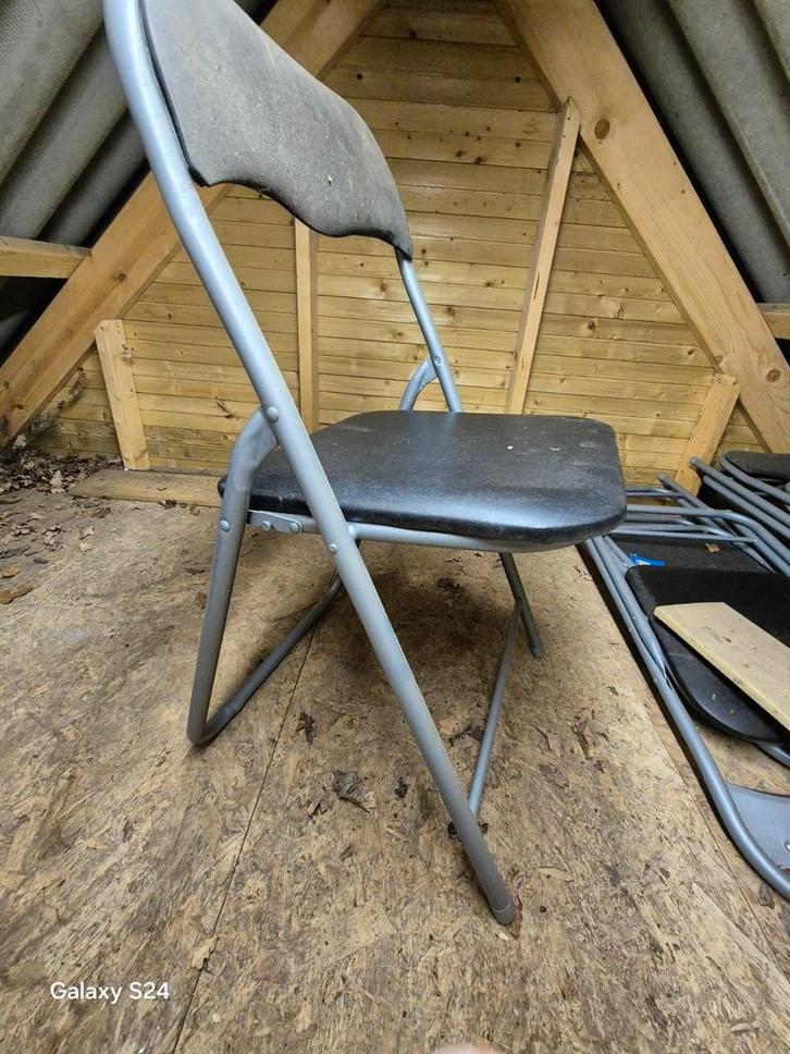 8 Klapstoeltjes, Huis en Inrichting, Stoelen, Gebruikt, Vijf, Zes of meer stoelen, Kunststof, Metaal, Grijs, Ophalen