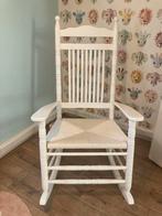 Mooie gebruikte schommelstoel, Huis en Inrichting, Stoelen, Ophalen, Gebruikt, Wit, Eén