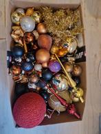 Gouden kerstballen en slingers, Diversen, Kerst, Ophalen of Verzenden, Gebruikt