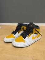 Nike Air Jordan 1 Mid University Gold, Wit, Ophalen of Verzenden, Nike Air Jordan, Sneakers of Gympen