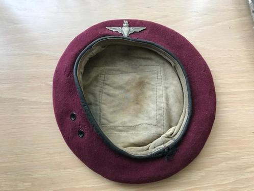 WW2 Britse Airborne baret met wing, WD stamp + provenance, Verzamelen, Militaria | Tweede Wereldoorlog, Luchtmacht, Helm of Baret