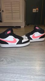 Nike met veters en klittenband, Kleding | Dames, Overige kleuren, Nike, Ophalen of Verzenden, Sneakers of Gympen