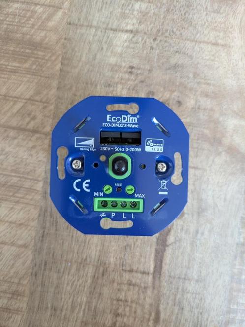 Eco-dim.07 Z-wave dimmer, Doe-het-zelf en Verbouw, Elektra en Kabels, Zo goed als nieuw, Schakelaar, Ophalen of Verzenden
