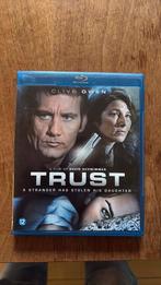Trust, Ophalen of Verzenden, Zo goed als nieuw