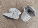 Slofjes baby lichtgrijs maat 20/21 merk Melton, Kinderen en Baby's, Babykleding | Schoentjes en Sokjes, Ophalen of Verzenden, Jongetje of Meisje
