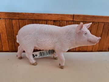 Schleich varken Nieuw met vaantje  beschikbaar voor biedingen