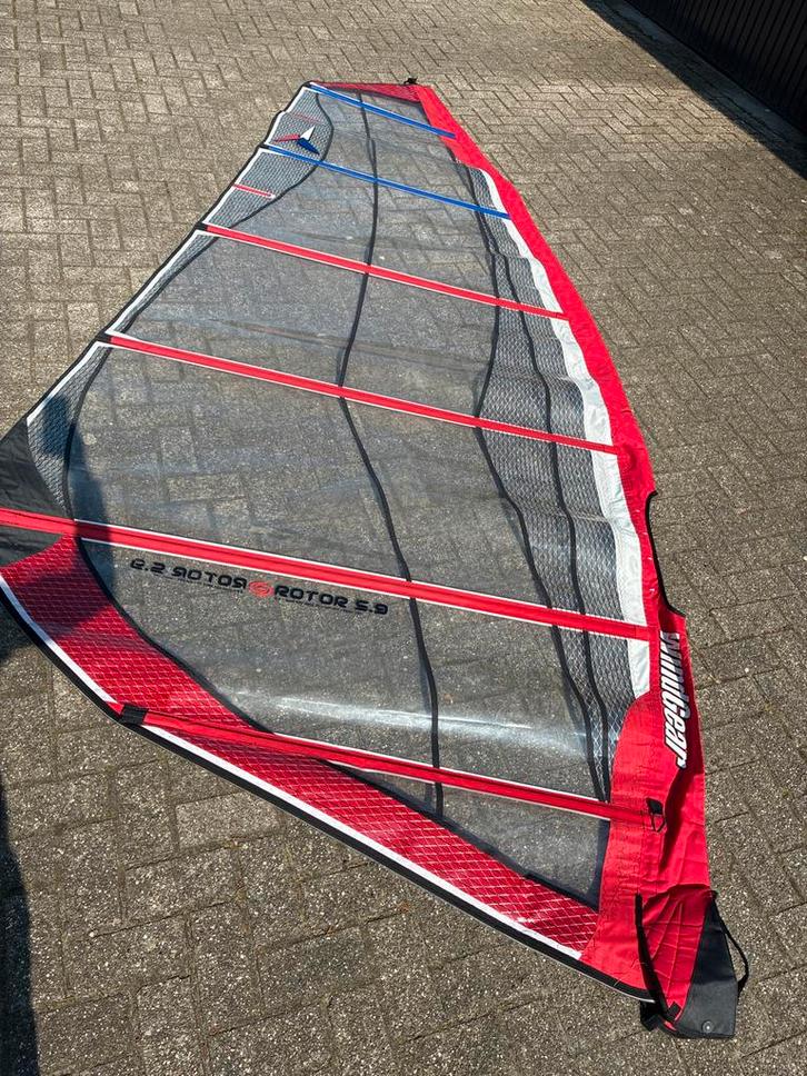 Windsurfzeil Rotor Windgear 5.9 m², Watersport en Boten, Windsurfen, Gebruikt, Zeil, 5 tot 7 m², Ophalen