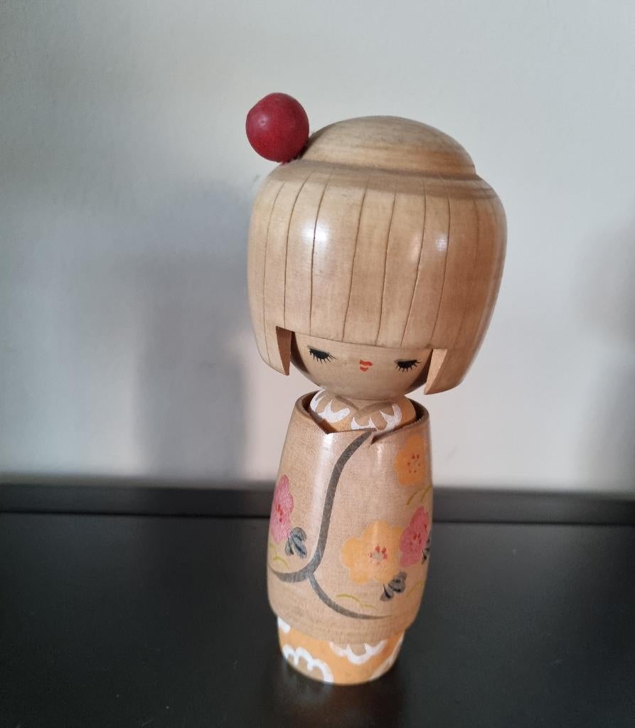 Mooie Kokeshi (vermoedelijk) van Miyashita Hajime, Antiek en Kunst, Kunst | Niet-Westerse kunst, Verzenden