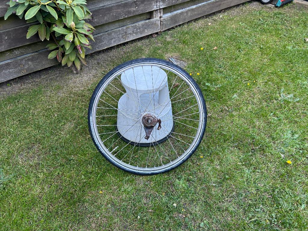 te koop:Achterwiel 28 inch 7 NEXUS versnellingen rollerbrak, Fietsen en Brommers, Fietsonderdelen, Wiel, Gebruikt, Shimano Nexus