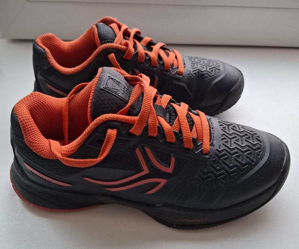 Tennisschoenen maat 34 - Zo goed als nieuw, Sport en Fitness, Tennis, Overige merken, L00, Schoenen, Ophalen of Verzenden