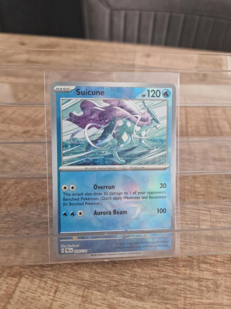 Suicune Prismatic Evolutions 024 (Pokeball) - Pokémonkaart, Ophalen of Verzenden, Zo goed als nieuw, Losse kaart, Foil