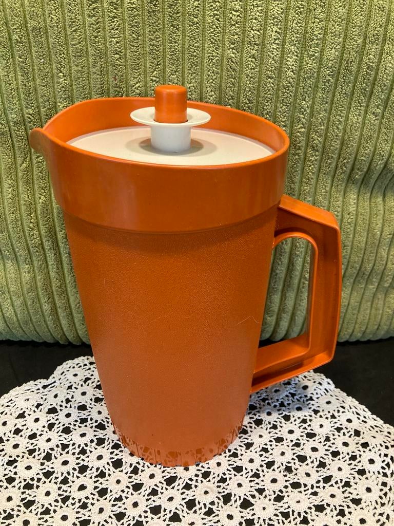 Vintage oranje Tupperware kan (240326c), Ophalen of Verzenden, Gebruikt, Oranje, Beker of Kan